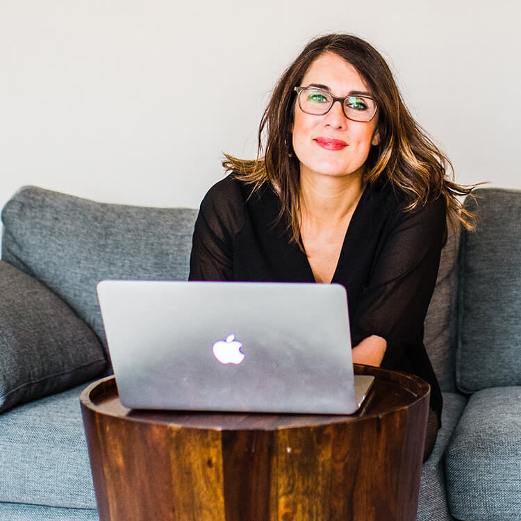 MEG CLARKE,SEO EXXPERT